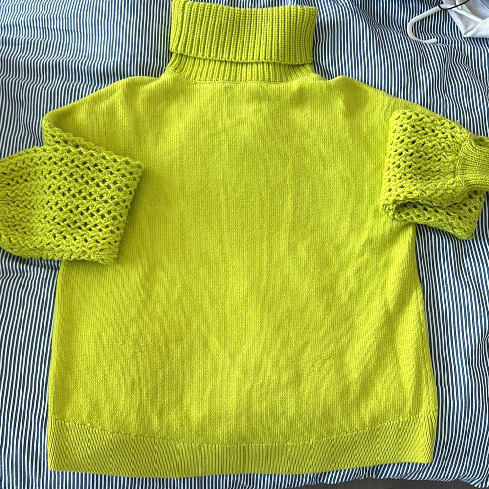 Alice + Olivia sweater - Picture 5 of 5